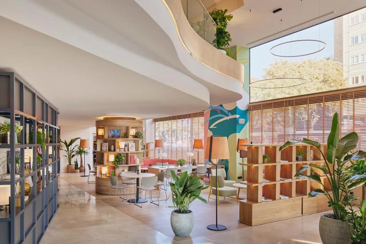 Hotel Barcelona Apolo, Affiliated by Meliá