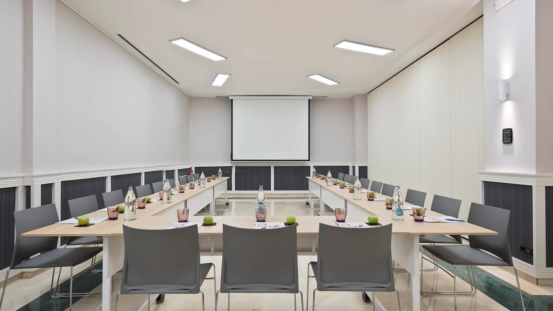 Hotel Innside By Melia Barcelona Apolo