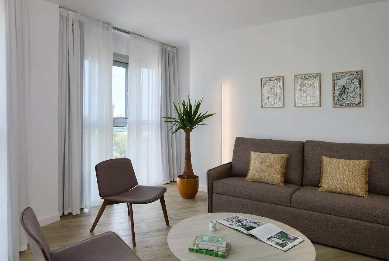 Innside By Melia Barcelona Apolo 4*,