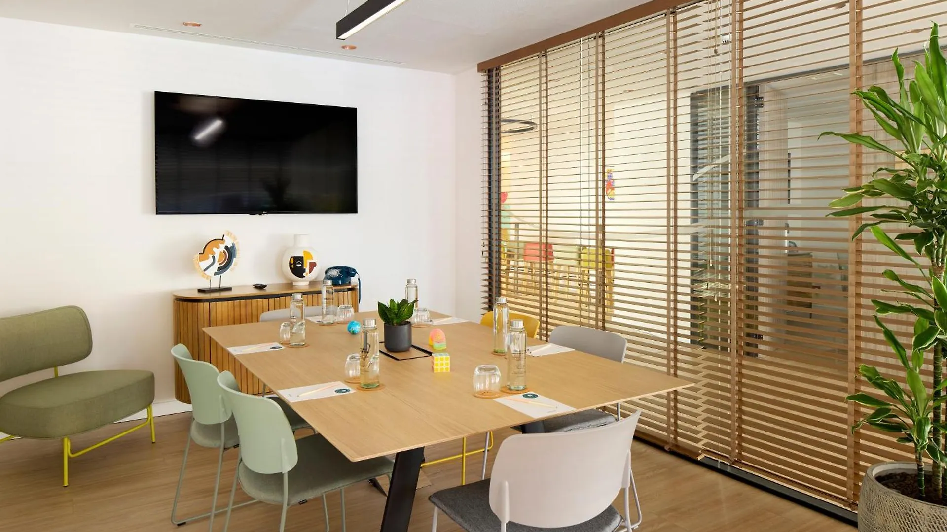 Innside By Melia Barcelona Apolo Hotel