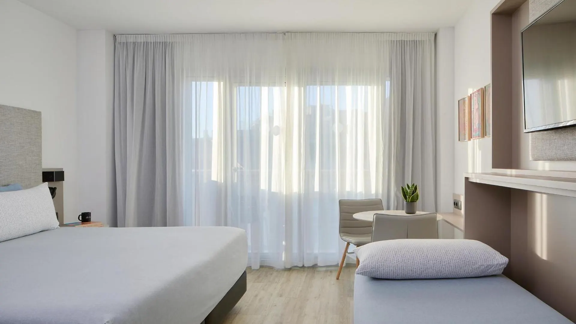 Hotel Innside By Melia Barcelona Apolo