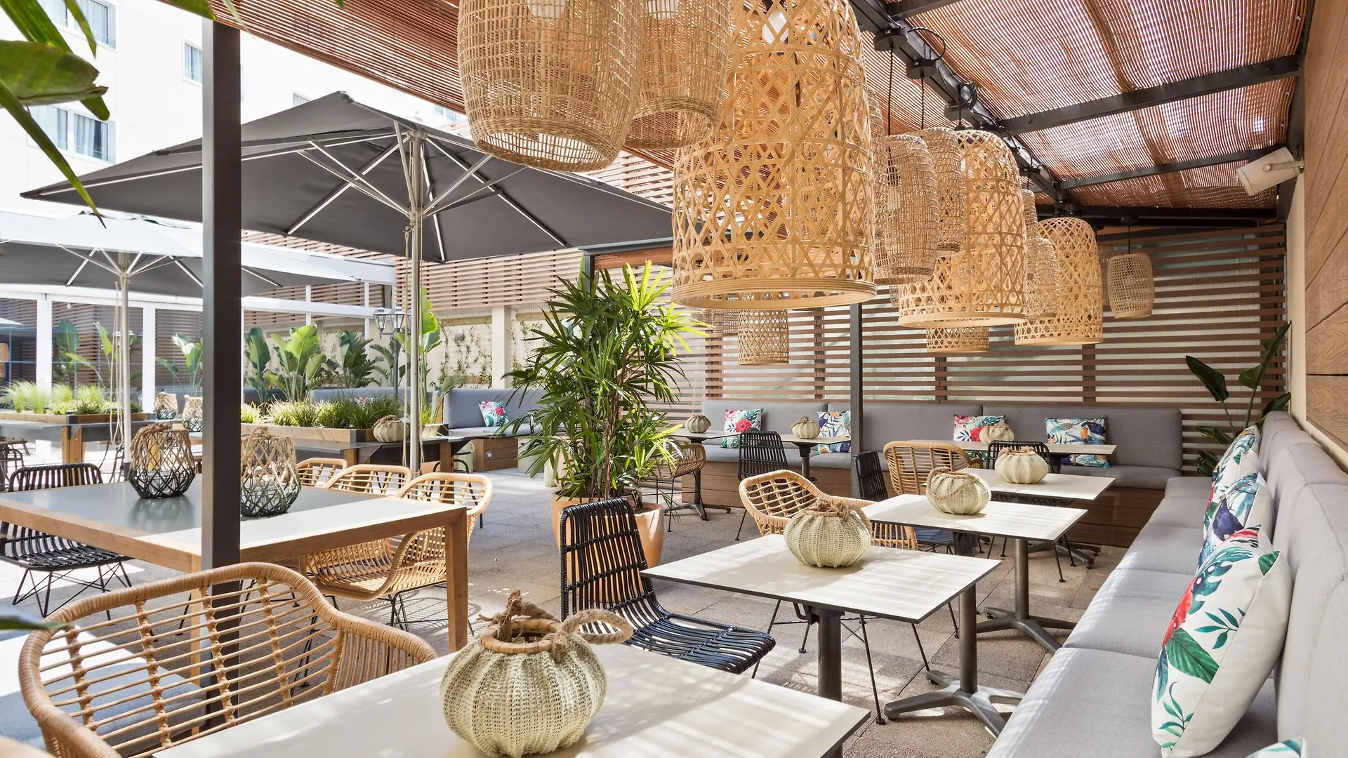 Innside By Melia Barcelona Apolo Hotel