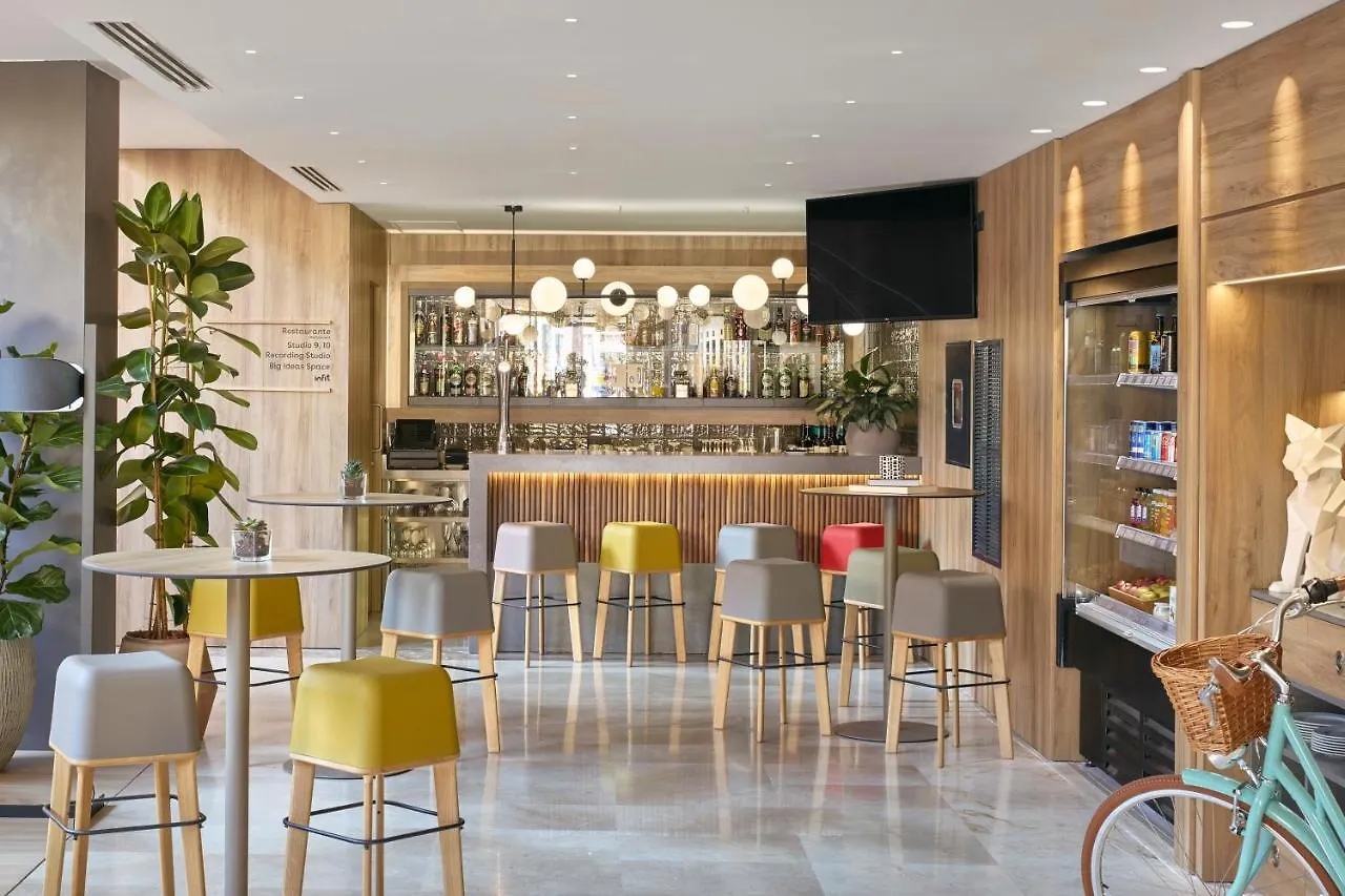 Innside By Melia Barcelona Apolo İspanya